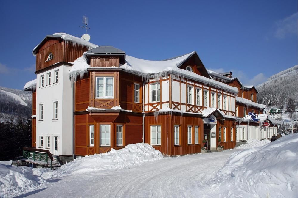 Hotel Snezka Špindlerŭv Mlýn Exterior foto